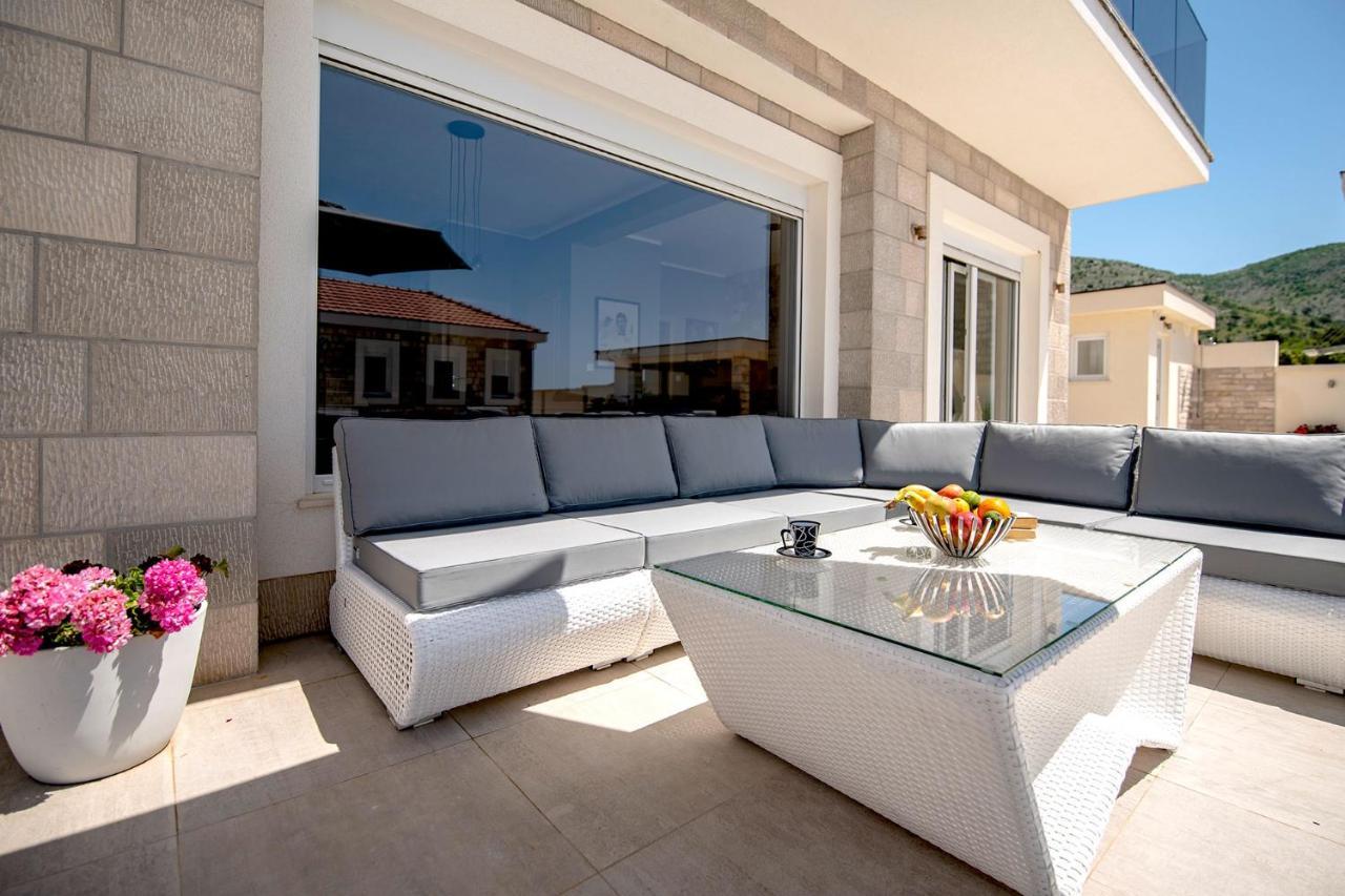 Luxury Villa Miriam With Private Pool And Jet Pool Near Dubrovnik Ivanica Exterior foto