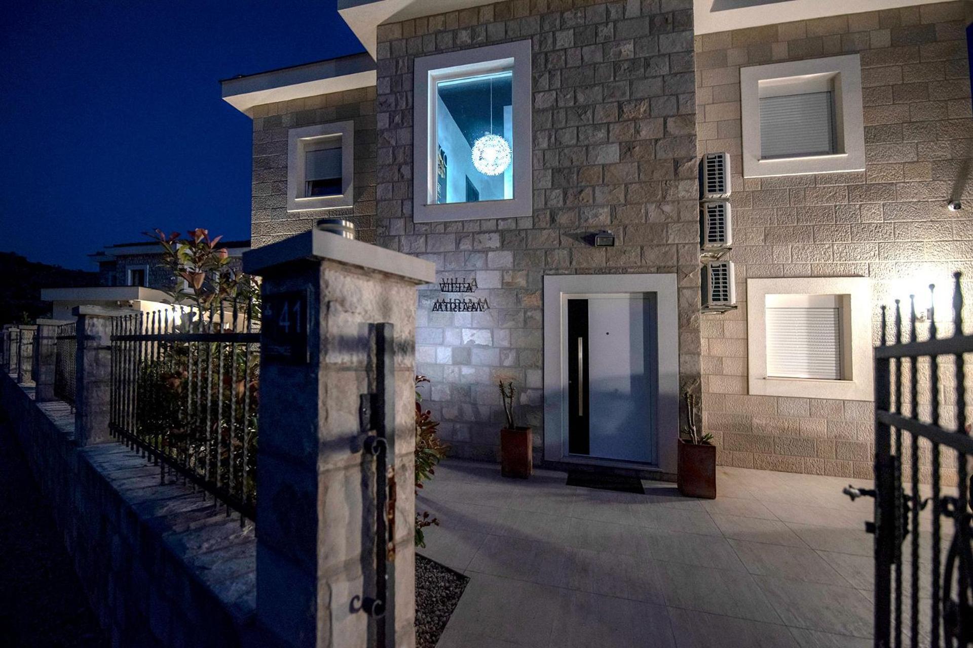 Luxury Villa Miriam With Private Pool And Jet Pool Near Dubrovnik Ivanica Exterior foto
